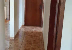 Foto 1 de Casa com 3 Quartos à venda, 69m² em Presidente Roosevelt, Uberlândia