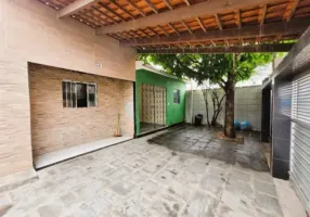 Foto 1 de Casa com 3 Quartos à venda, 135m² em Itapuã, Salvador