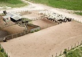 Foto 1 de com 3 Quartos à venda, 17799m² em Centro, Baianópolis