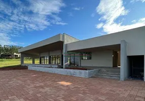 Foto 1 de Casa de Condomínio com 4 Quartos à venda, 279m² em Zona Rural, Delfinópolis