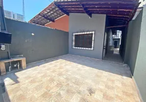 Foto 1 de Casa com 2 Quartos à venda, 60m² em Vila Tupi, Praia Grande