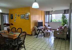 Foto 1 de Apartamento com 4 Quartos à venda, 120m² em Jatiúca, Maceió