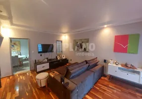 Foto 1 de Casa com 4 Quartos à venda, 333m² em Parque Santa Marta, São Carlos