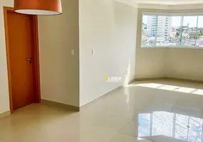 Foto 1 de Apartamento com 3 Quartos à venda, 96m² em Maracanã, Uberlândia