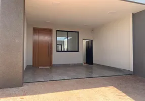 Foto 1 de Casa com 3 Quartos à venda, 142m² em Bosque dos Buritis, Uberlândia