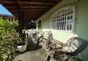 Foto 1 de Casa com 4 Quartos à venda, 182m² em Floramar, Belo Horizonte