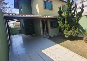 Foto 1 de Casa com 3 Quartos à venda, 217m² em Cabral, Contagem