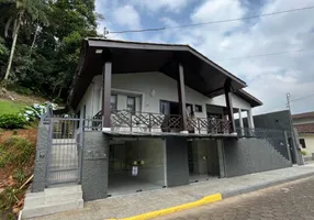 Foto 1 de Casa com 3 Quartos à venda, 340m² em Centro, Nova Veneza