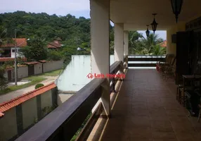 Foto 1 de Casa com 8 Quartos à venda, 335m² em Itaipu, Niterói