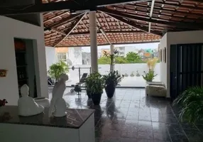 Foto 1 de Casa com 5 Quartos à venda, 521m² em Pituaçu, Salvador
