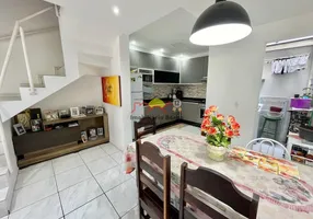 Foto 1 de Casa com 2 Quartos à venda, 69m² em Guanabara, Joinville