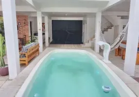 Foto 1 de Casa com 6 Quartos à venda, 286m² em Estreito, Florianópolis