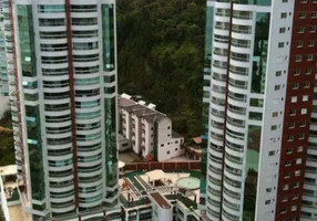 Foto 1 de Apartamento com 3 Quartos para alugar, 115m² em Pioneiros, Balneário Camboriú