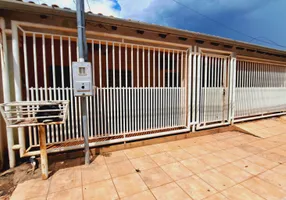 Foto 1 de Casa com 3 Quartos à venda, 150m² em Morada da Serra, Cuiabá