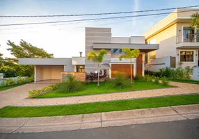 Foto 1 de Casa de Condomínio com 3 Quartos à venda, 240m² em Swiss Park, Campinas