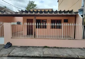 Foto 1 de Casa de Condomínio com 2 Quartos para alugar, 60m² em Taquara, Rio de Janeiro
