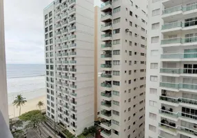 Foto 1 de Apartamento com 3 Quartos à venda, 136m² em Pitangueiras, Guarujá