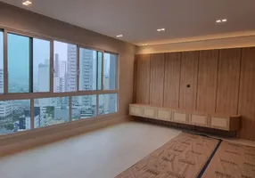 Foto 1 de Apartamento com 4 Quartos para alugar, 132m² em Centro, Balneário Camboriú