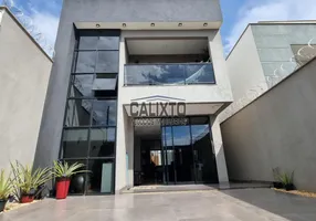 Foto 1 de Casa com 3 Quartos à venda, 184m² em Novo Mundo, Uberlândia