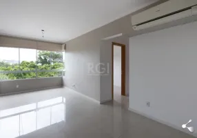 Foto 1 de Apartamento com 3 Quartos à venda, 73m² em Cavalhada, Porto Alegre