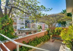 Foto 1 de Casa com 4 Quartos à venda, 300m² em Serra, Belo Horizonte