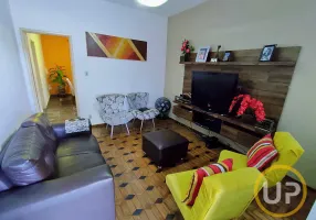 Foto 1 de Casa com 3 Quartos à venda, 160m² em João Pinheiro, Belo Horizonte