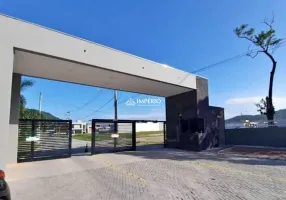 Foto 1 de Lote/Terreno à venda, 360m² em Bombas, Bombinhas