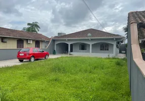 Foto 1 de Casa com 3 Quartos à venda, 125m² em Espinheiros, Joinville