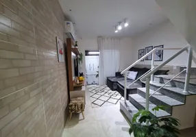 Foto 1 de Casa com 2 Quartos à venda, 74m² em Valverde, Nova Iguaçu