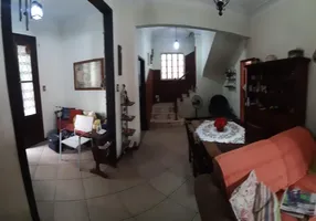 Foto 1 de Casa com 4 Quartos à venda, 210m² em Grajaú, Rio de Janeiro