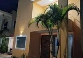 Foto 1 de Casa de Condomínio com 4 Quartos à venda, 135m² em Buraquinho, Lauro de Freitas