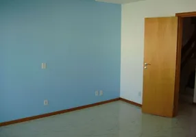 Foto 1 de Casa com 3 Quartos à venda, 110m² em MARIA AUXILIADORA, Embu das Artes