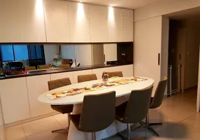 Foto 1 de Apartamento com 3 Quartos à venda, 125m² em Madalena, Recife