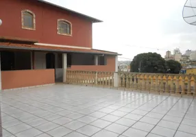Foto 1 de Casa com 4 Quartos à venda, 200m² em São José, Belo Horizonte