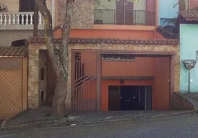 Foto 1 de Sobrado com 3 Quartos à venda, 220m² em Jardim Marek, Santo André