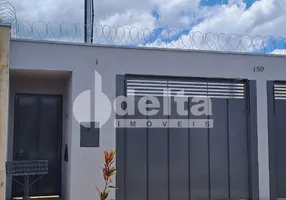 Foto 1 de Casa com 3 Quartos à venda, 80m² em Shopping Park, Uberlândia