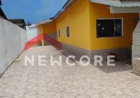 Foto 1 de Casa com 2 Quartos à venda, 72m² em Balneario Flórida Mirim, Mongaguá