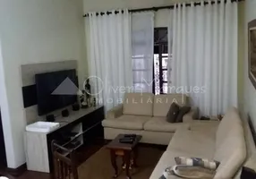 Foto 1 de Sobrado com 4 Quartos à venda, 220m² em Santo Antônio, Osasco