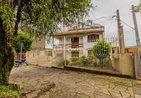 Foto 1 de Casa com 3 Quartos à venda, 252m² em Jardim São Pedro, Porto Alegre