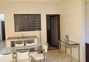 Foto 1 de Casa com 2 Quartos à venda, 128m² em Jardim Marambaia, São José do Rio Preto