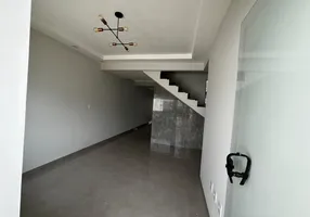 Foto 1 de Sobrado com 3 Quartos à venda, 115m² em Aclimacao, Uberlândia