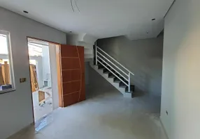 Foto 1 de Casa de Condomínio com 2 Quartos à venda, 154m² em Vila Curuçá, Santo André