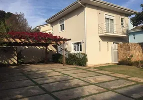 Foto 1 de Casa de Condomínio com 4 Quartos à venda, 283m² em Granja Viana, Cotia