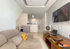 Foto 1 de Casa com 3 Quartos para alugar, 60m² em Candelaria, Belo Horizonte