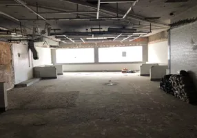 Foto 1 de Sala Comercial com 1 Quarto para alugar, 180m² em Madureira, Rio de Janeiro