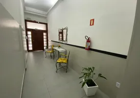 Foto 1 de Apartamento com 1 Quarto para alugar, 38m² em Farroupilha, Porto Alegre