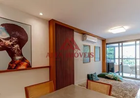 Foto 1 de Apartamento com 3 Quartos para alugar, 110m² em Humaitá, Rio de Janeiro