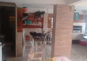 Foto 1 de Sobrado com 5 Quartos à venda, 301m² em Nonoai, Porto Alegre