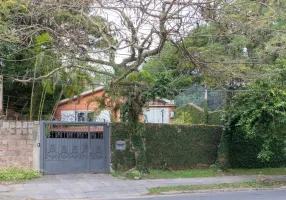 Foto 1 de Casa com 4 Quartos à venda, 300m² em Vila Assunção, Porto Alegre