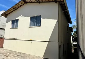 Foto 1 de Casa com 2 Quartos à venda, 60m² em Parque Xangri La, Contagem